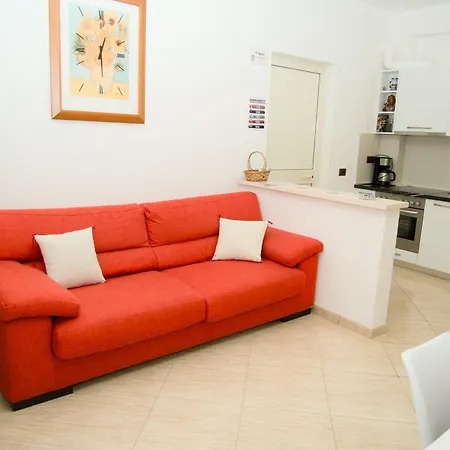 Lumturi Resident * Durres