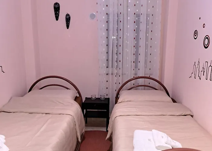 Lumturi Resident Apartman *
